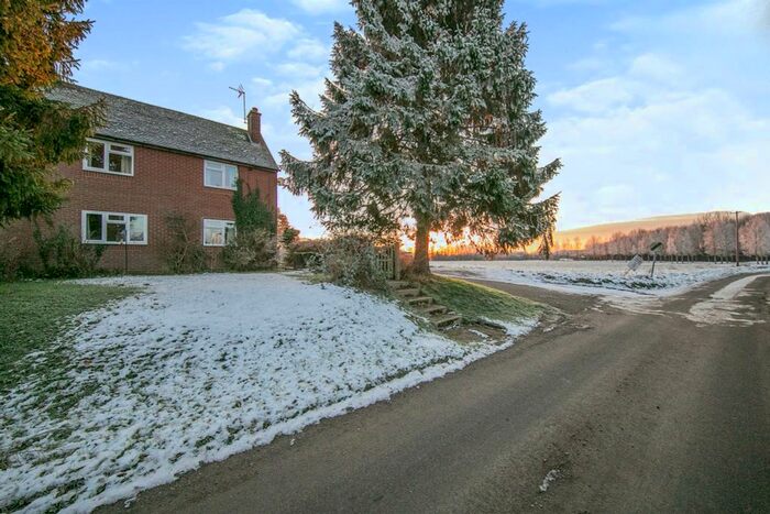 3 Bedroom Semi-Detached House For Sale In Well Lane, Easthorpe, Colchester, CO5