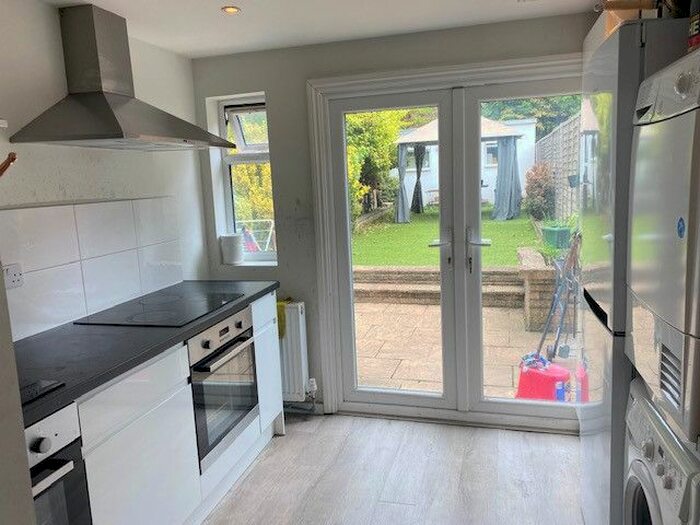 Studio To Rent In Winchelsea Road, London, NW10