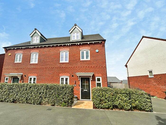 3 Bedroom Semi Detached House For Sale In Stirling Road, Woodville, Swadlincote, Derbyshire, DE11