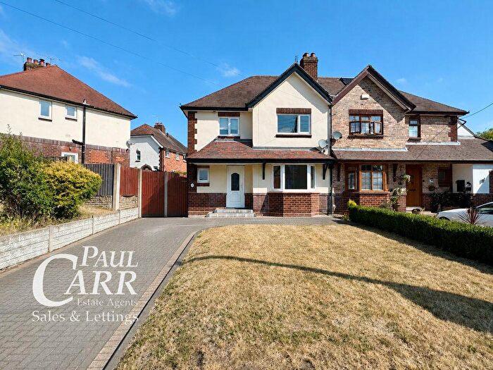 3 Bedroom Semi-Detached House For Sale In Lichfield Crescent, Hopwas, Tamworth, B78