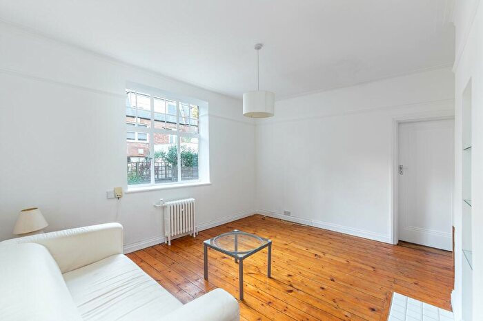 2 Bedroom Apartment To Rent In Belsize Grove, London, NW3