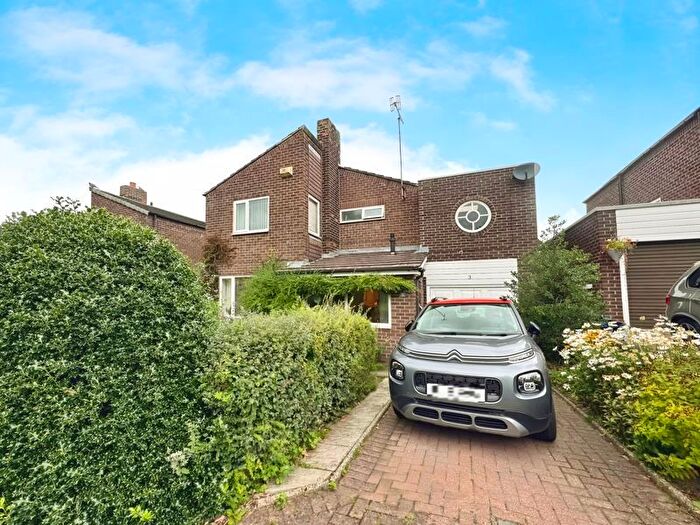 3 Bedroom Detached House For Sale In Hall Farm Close, Stocksfield, NE43
