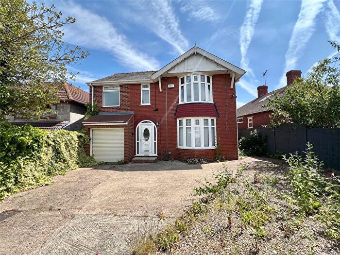 4 Bedroom Detached House For Sale In Lidgett Lane, Dinnington, Sheffield, South Yorkshire, S25