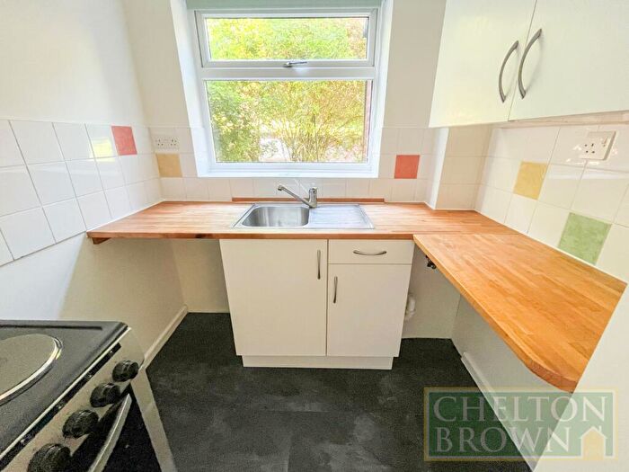 1 Bedroom Semi-Detached House To Rent In St Johns Close, Daventry, Northants, NN11