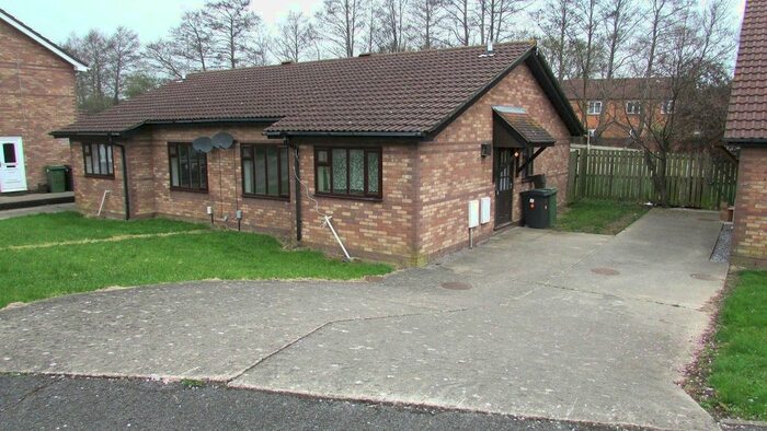2 Bedroom Semi-Detached Bungalow To Rent In Jasmine Drive, St Mellons, Cardiff., CF3