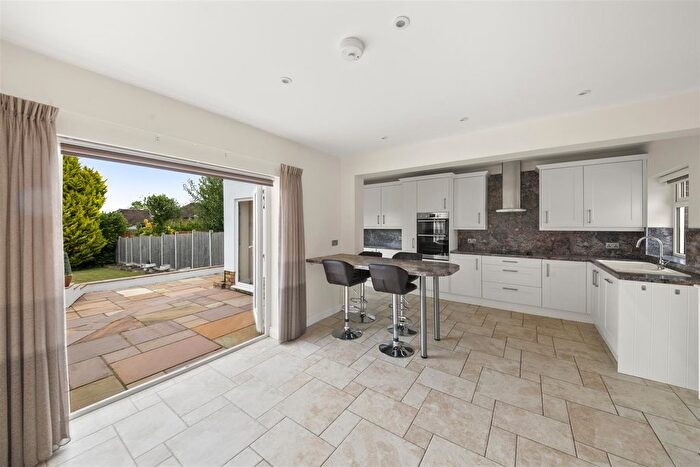 2 Bedroom Detached Bungalow For Sale In Dean Close, Uxbridge, UB10
