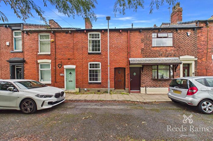 2 Bedroom Terraced House To Rent In Sidley Street, Hyde, Cheshire, SK14