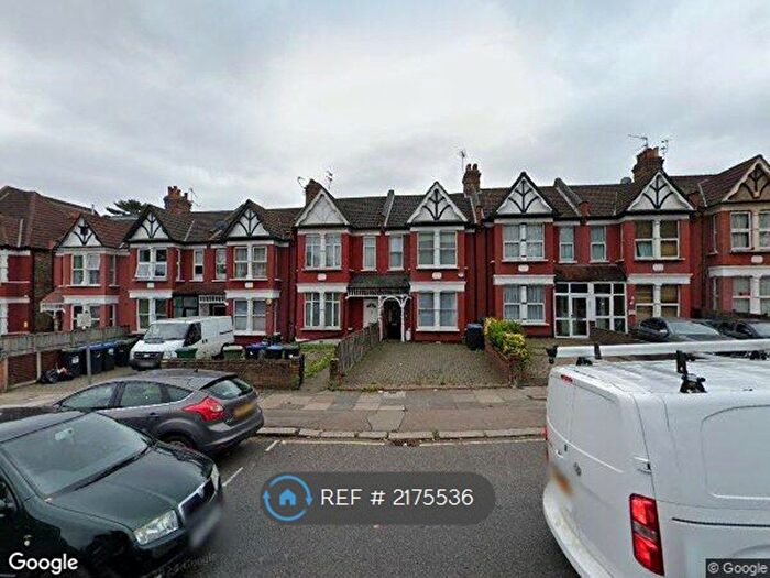 4 Bedroom Terraced House To Rent In Bowes Road, London, N11