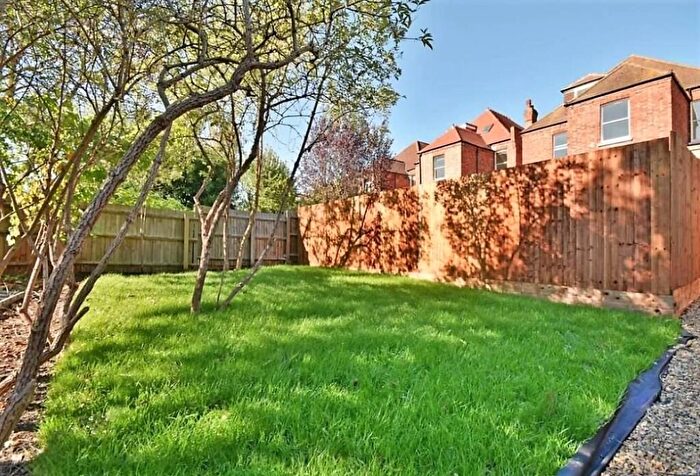 1 Bedroom Flat To Rent In Dartmouth Road, Kilburn, NW2