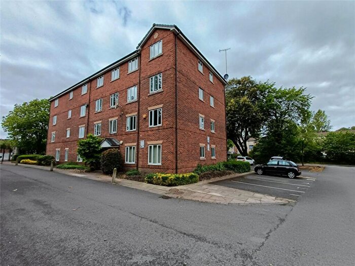 2 Bedroom Flat For Sale In Woodsome Park, Woolton, Liverpool, Merseyside, L25