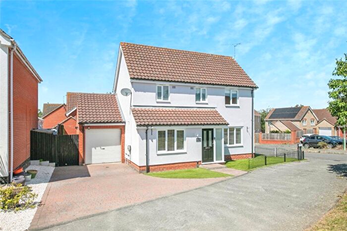 3 Bedroom Detached House For Sale In Speckled Wood Close, Pinewood, Ipswich, Suffolk, IP8