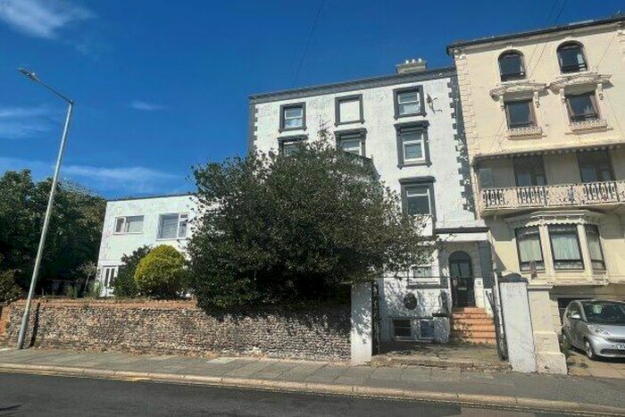 1 Bedroom Flat To Rent In Victoria Road, Ramsgate, CT11