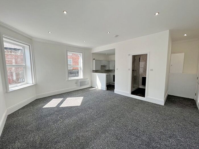 1 Bedroom Flat To Rent In Ashley Road, Altrincham, WA14