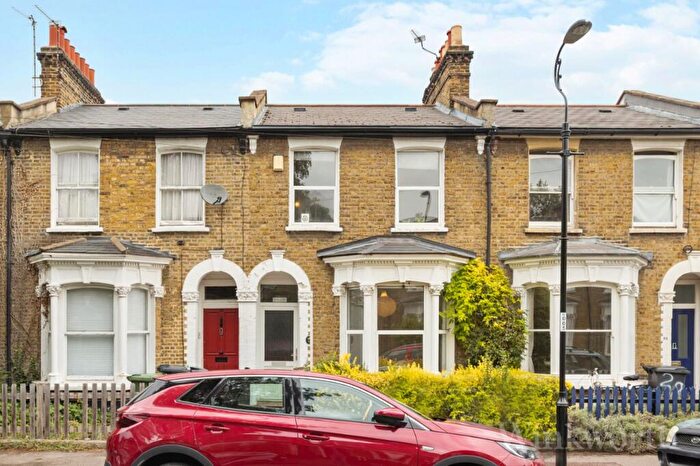 4 Bedroom Terraced House For Sale In Edric Road, London, SE14