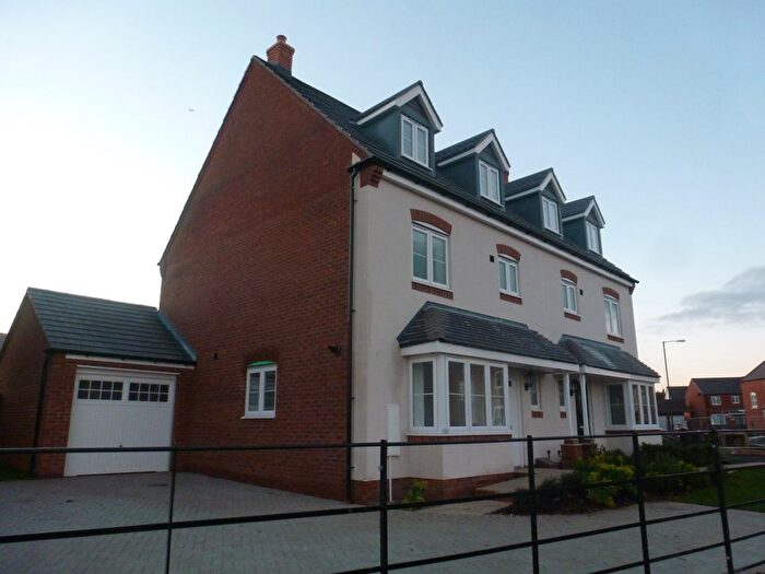 4 Bedroom Property To Rent In Teasdale Place, Warwick, CV34