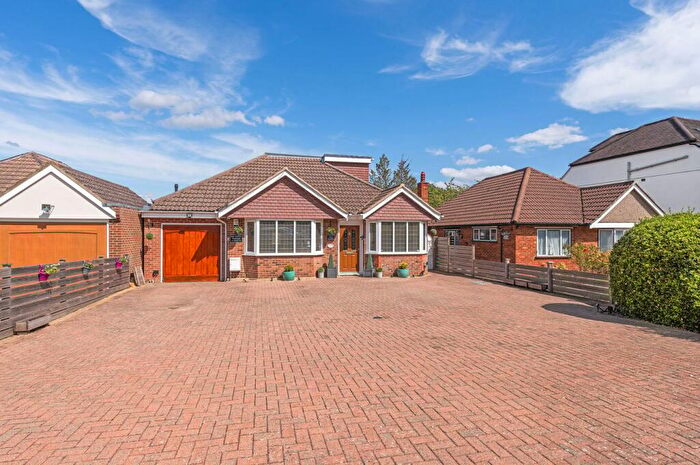 4 Bedroom Detached Bungalow For Sale In Mays Hill Road, Bromley, BR2