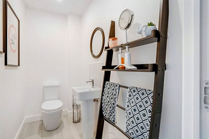 3 Bedroom Terraced House For Sale In Brimley Place, East Kilbride, Glasgow, South Lanarkshire, G75