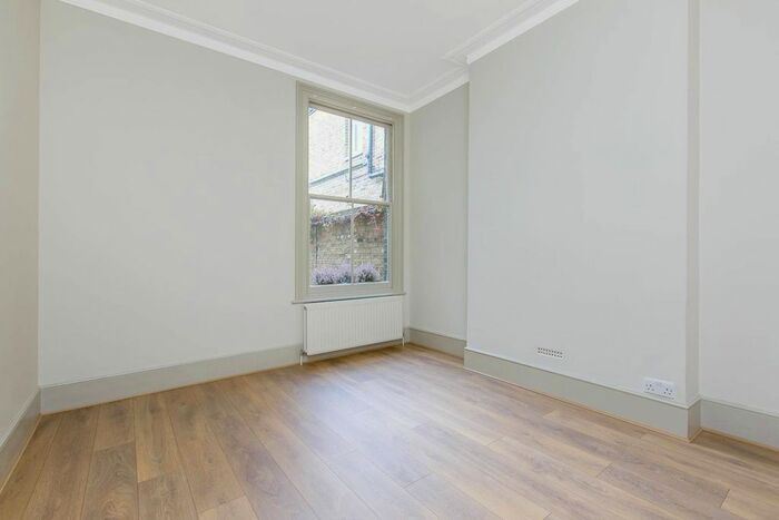 5 Bedroom Terraced House To Rent In Highlever Road, Ladbroke Grove, London, W10