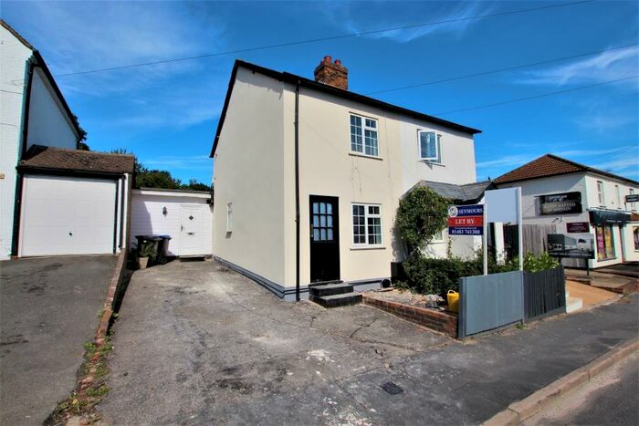 2 Bedroom Terraced House To Rent In Knaphill, GU21