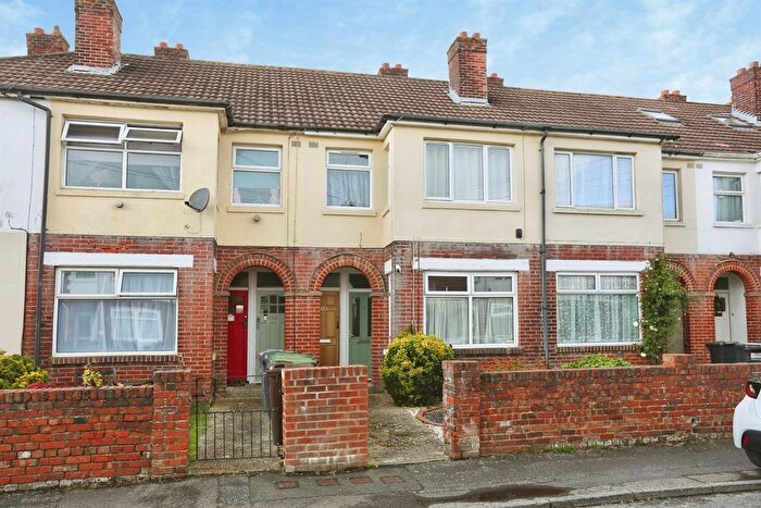 1 Bedroom Flat For Sale In Greenlea Grove, Gosport, PO12