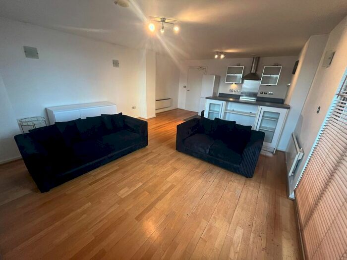 2 Bedroom Flat To Rent In Blantyre Street, Manchester, M15