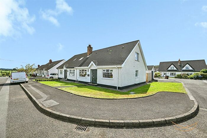 4 Bedroom Semi-detached House For Sale In Cogry Hill, Doagh, Ballyclare, BT39
