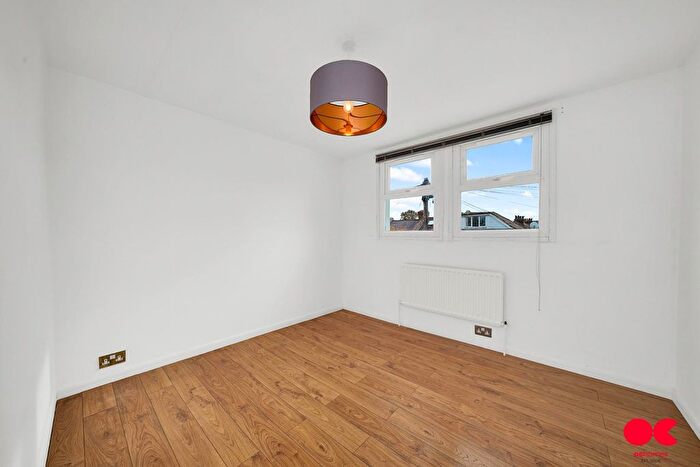 1 Bedroom Flat To Rent In Capworth Street, Leyton, E10