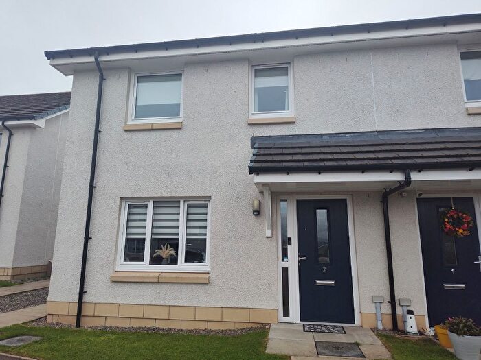 3 Bedroom Semi-detached House For Sale In Blair Grove, Inverness, IV2