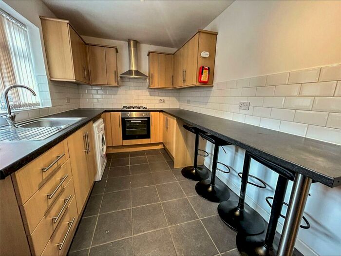 4 Bedroom Terraced House To Rent In Ladybarn Lane, Manchester, Greater Manchester, M14