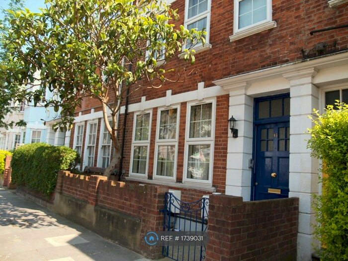 4 Bedroom Flat To Rent In Ground Floor, London, SW6