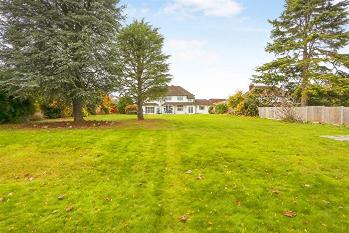 5 Bedroom Detached House For Sale In Manor Road, South Cheam, SM2