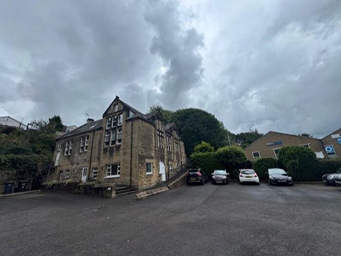 1 Bedroom Flat To Rent In Elland Road, Ripponden, Sowerby Bridge, HX6