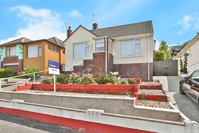 2 Bedroom Bungalow For Sale In Hythe Road, Poole, Dorset, BH15