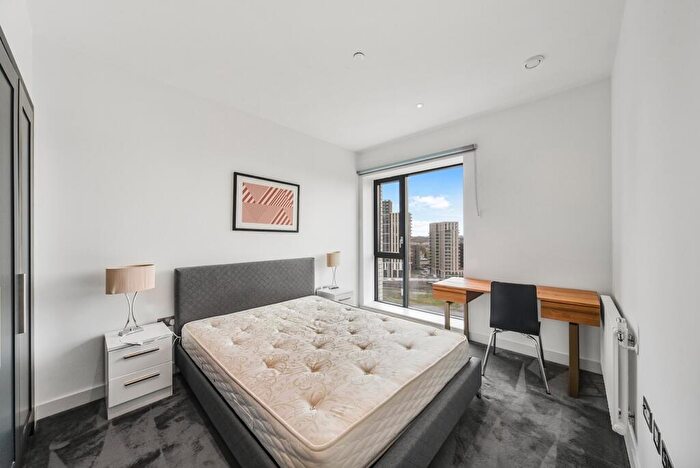 2 Bedroom Apartment To Rent In Grantham House, London City Island, E14