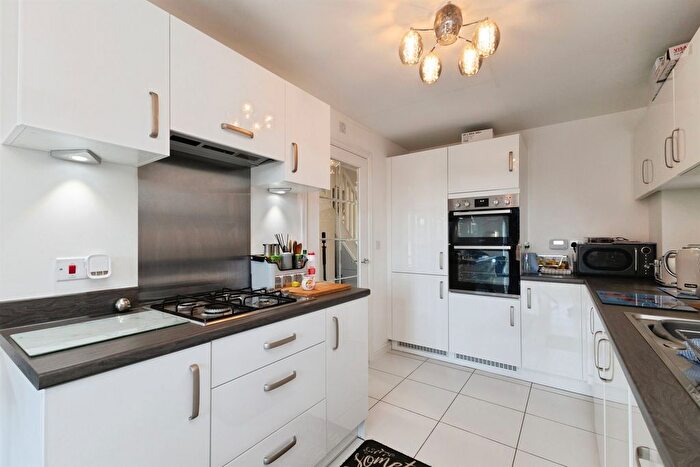 4 Bedroom Detached House For Sale In Waterlily Close, Stainton, Middlesbrough, TS8