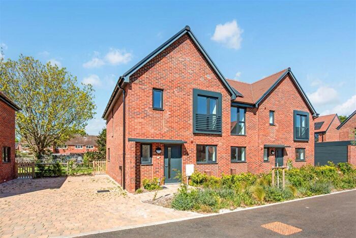 2 Bedroom House To Rent In Ashling Close, West Ashling, PO18
