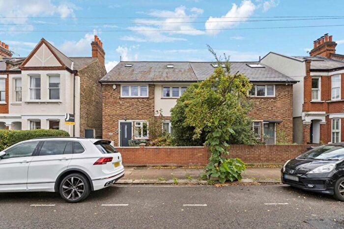 2 Bedroom Maisonette For Sale In Pentney Road, Balham, SW12