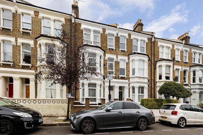 Studio To Rent In Saltram Crescent, London, W9