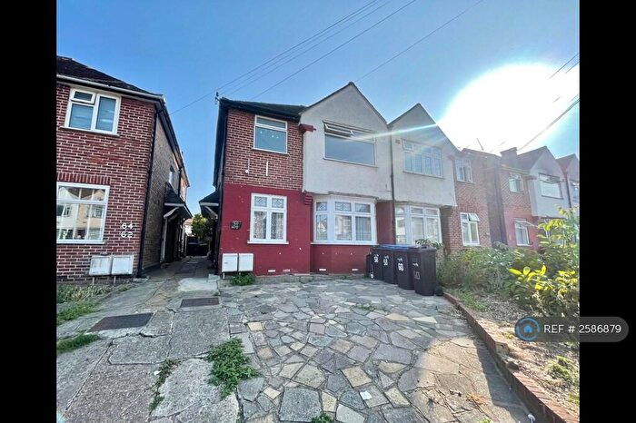 2 Bedroom Flat To Rent In Sandhurst Road, London, N9