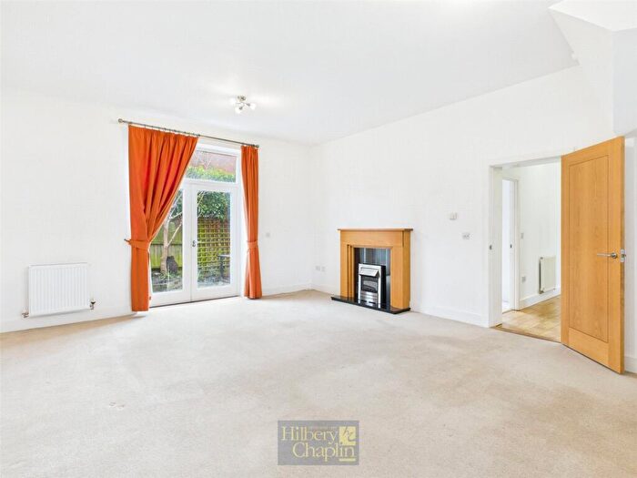 4 Bedroom Terraced House For Sale In Chelsea Way, Brentwood, Essex, CM14