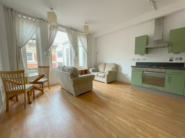 1 Bedroom Apartment To Rent In Essex House, - Temple Street, B2
