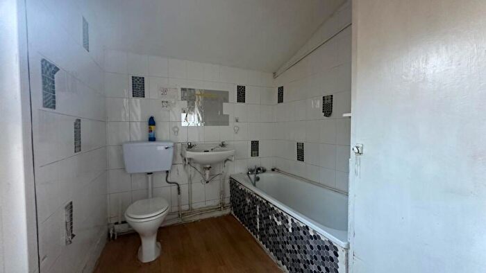 2 Bedroom Terraced House For Sale In Palmerston Road, Croydon, Surrey, CR0