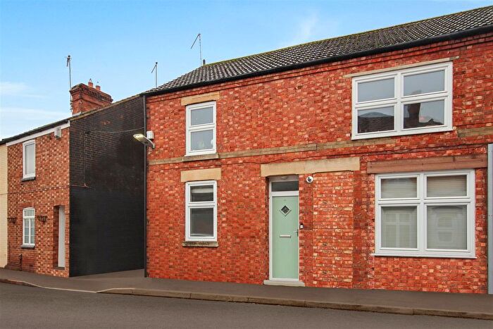 2 Bedroom Flat For Sale In Townwell Lane, Irchester, NN29