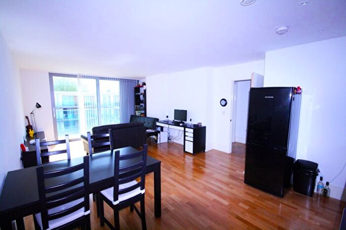 1 Bedroom Flat To Rent In Highbury Stadium Sq, Highbury, N5