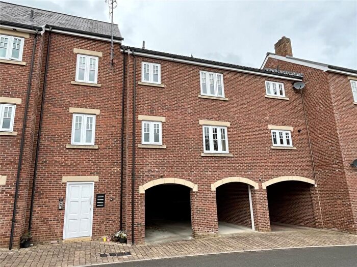 2 Bedroom Apartment For Sale In Bowman Drive, Hexham, Northumberland, NE46