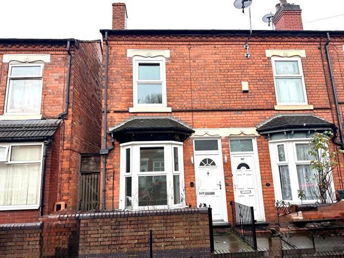 3 Bedroom End Of Terrace House For Sale In Malmesbury Road, Birmingham, B10