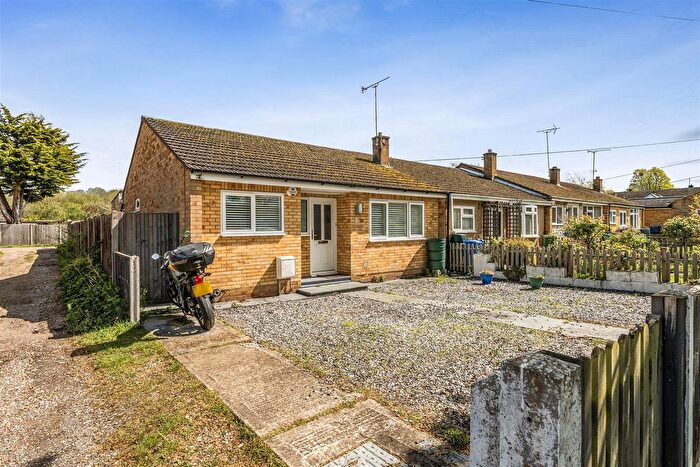 2 Bedroom Terraced Bungalow For Sale In Colwyn Close, Yateley, GU46
