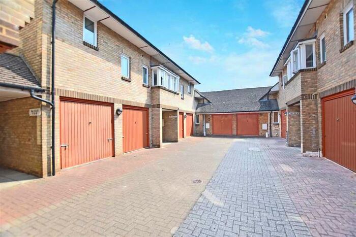 1 Bedroom Terraced House To Rent In Manor House Way, Isleworth, TW7