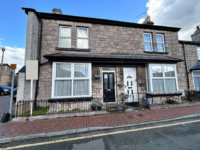 3 Bedroom Terraced House For Sale In Church Walks, Old Colwyn, LL29