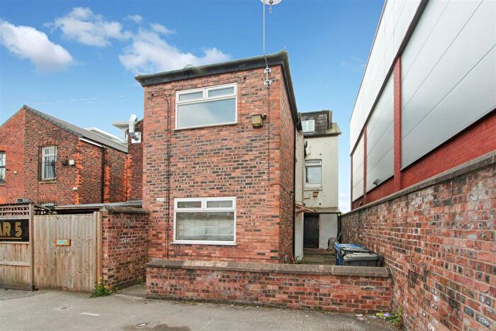 1 Bedroom Flat To Rent In Fairfax Road, Prestwich, M25